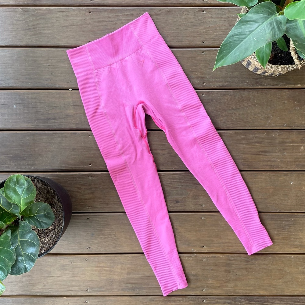 Gymshark Seamless Leggings (Women’s Size Medium)
